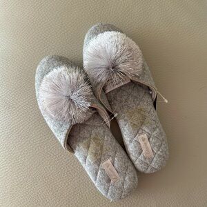 ETAM Super Soft Slippers w/ Poms